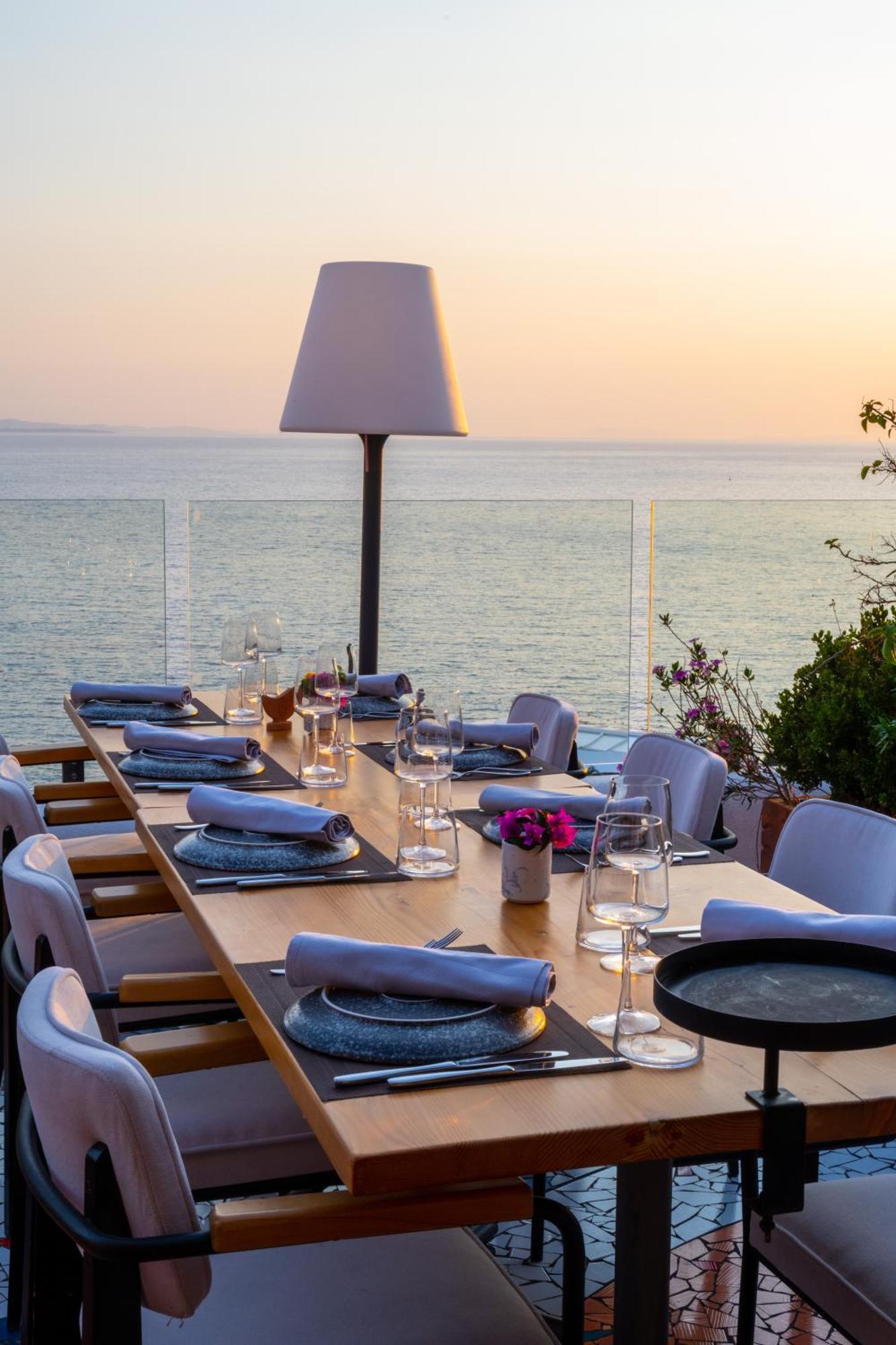 Bougainville Bay Apartments Саранде Екстериор снимка