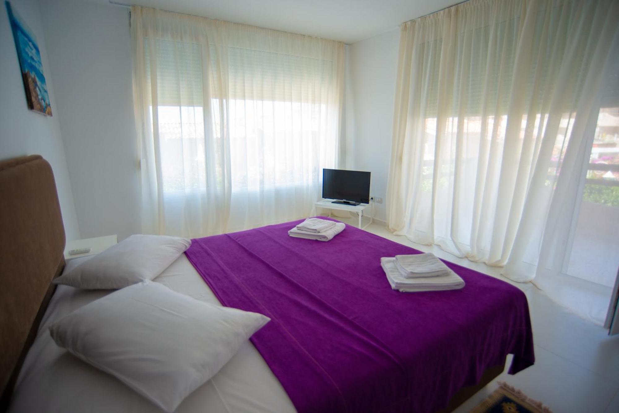 Bougainville Bay Apartments Саранде Стая снимка